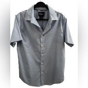 DANIEL HECHTER SHIRT, Menโs Size M, Blue & White Check Short Sleeve Button Down.